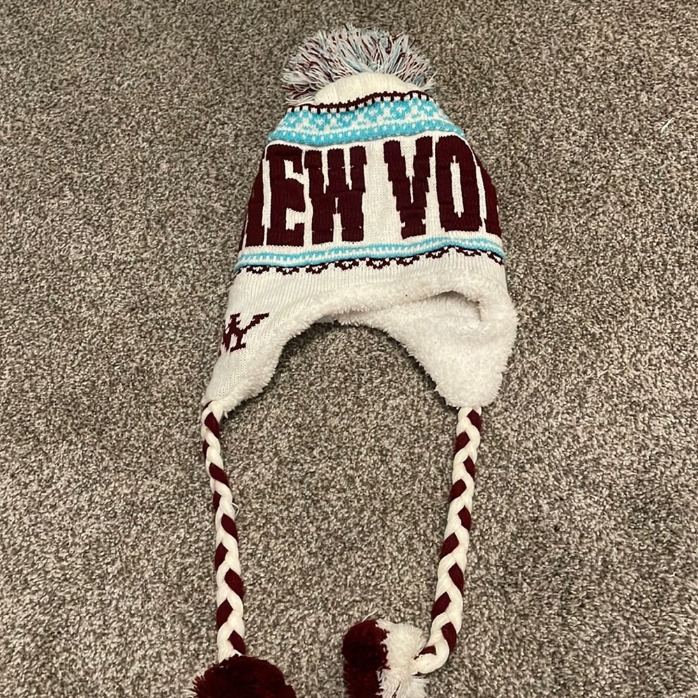 New York Knitted Hat (never worn)